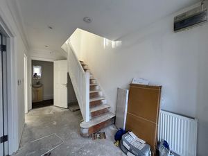 Photo 1- click for photo gallery